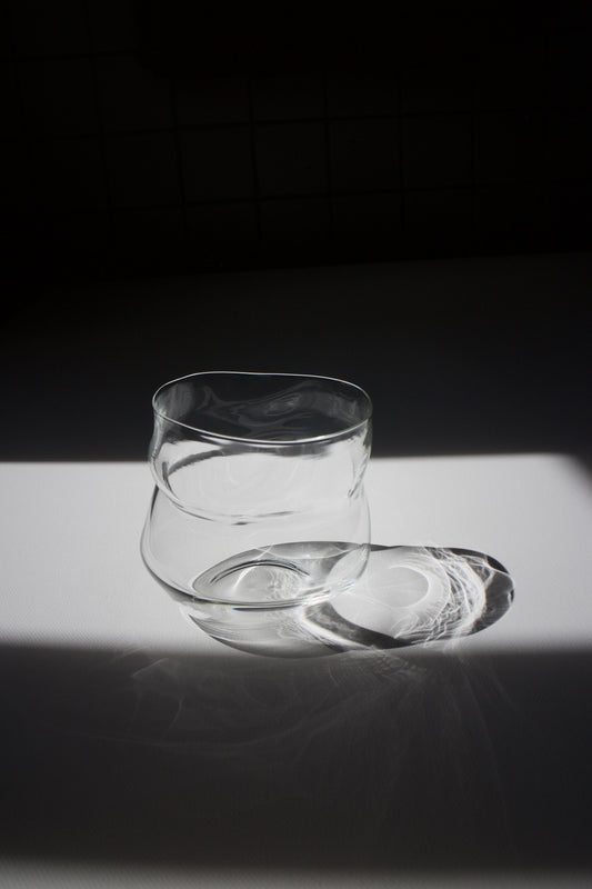 Curvy Drinking Glass 01 – Transparent