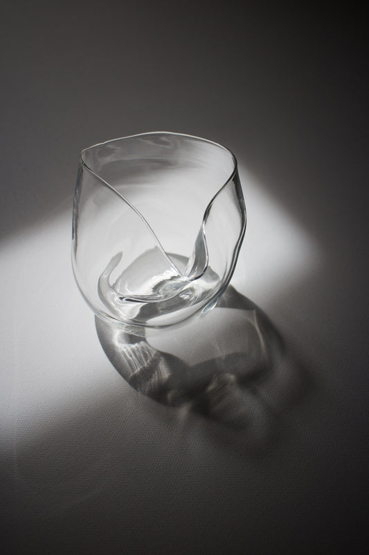 Curvy Drinking Glass 10 – Transparent